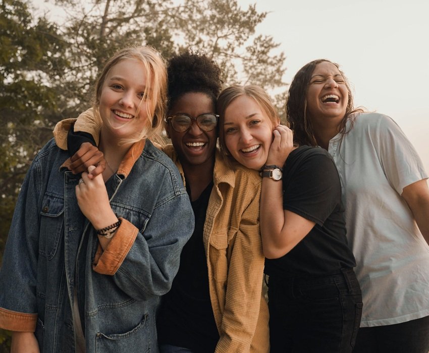 Young Women in Mind