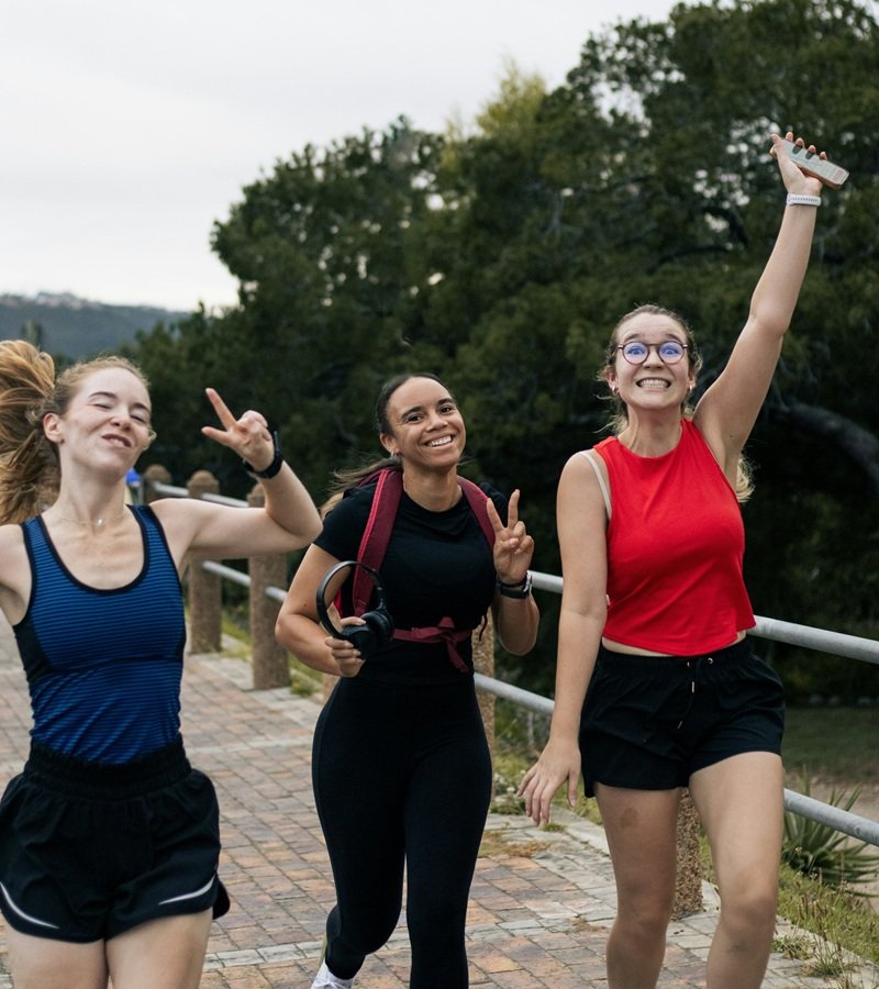 Young Women in Mind