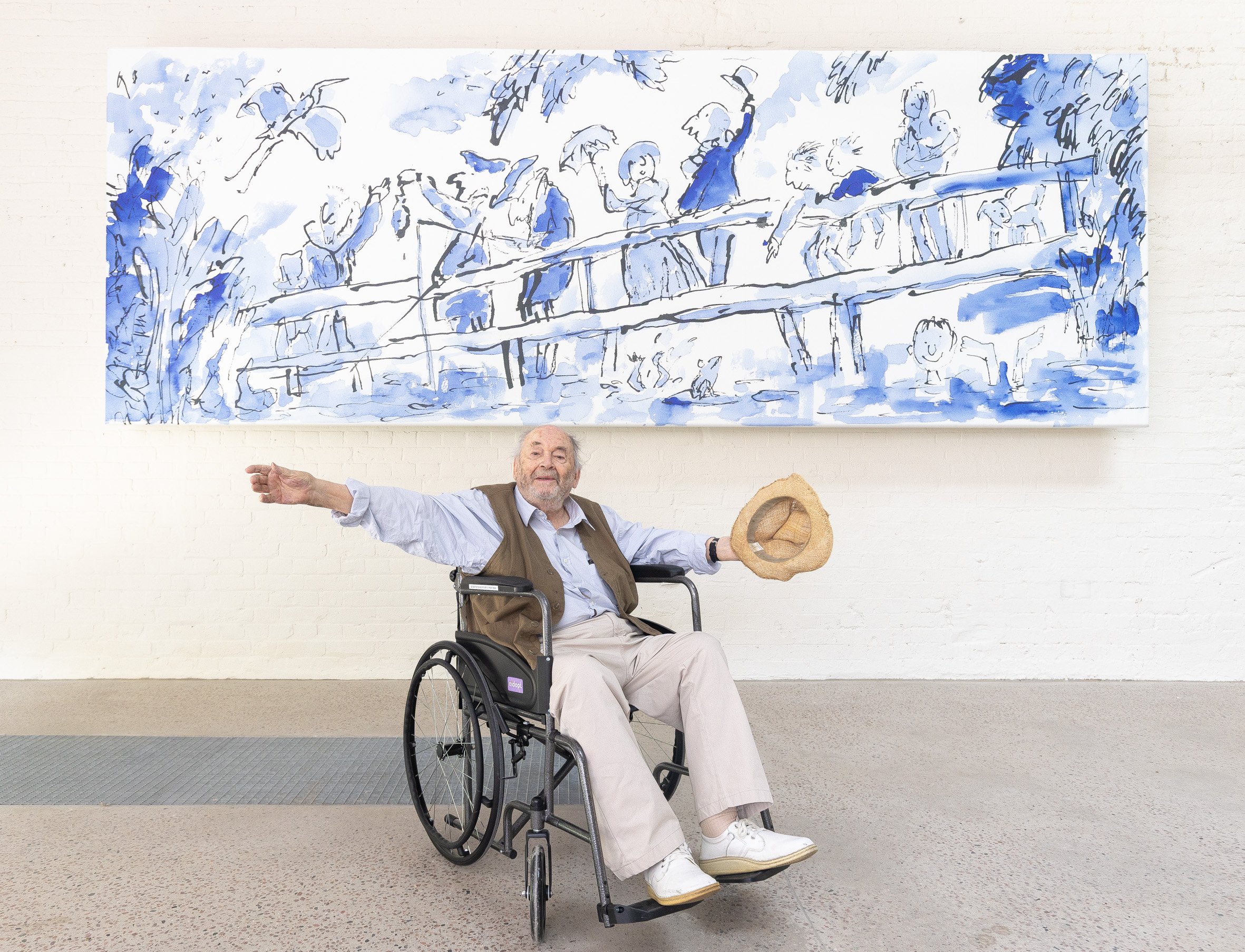 Quentin Blake beside A Bridge to the Past (2026), a new mural commissioned for the Quentin Blake Centre for Illustration ahead o